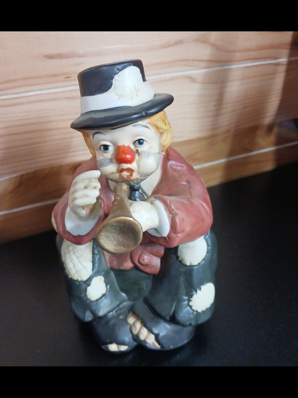 Vintage Style Clown Figurine in Red and Black - Decorative Home Art Musical Box